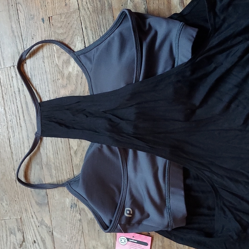 2 top bundle  6 for $10 tops - Picture 5 of 13